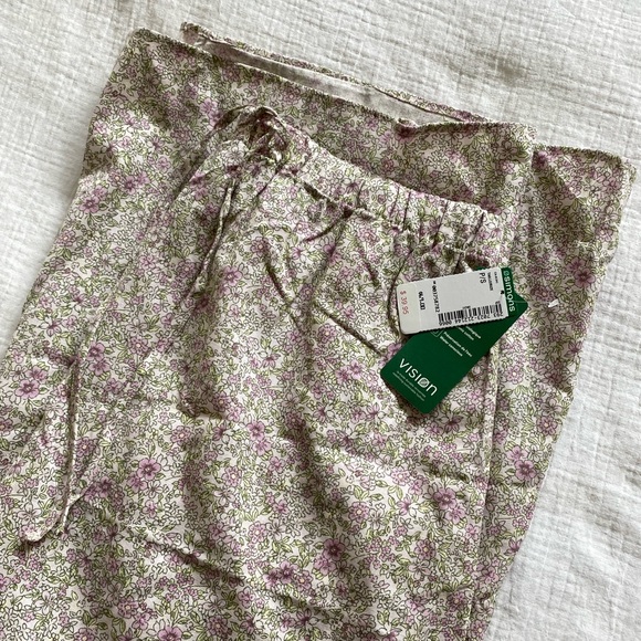 FLORAL MAXI SKIRT - Picture 2 of 2